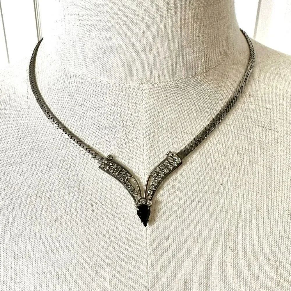 Vintage V shaped silver tone  rhinestone necklace